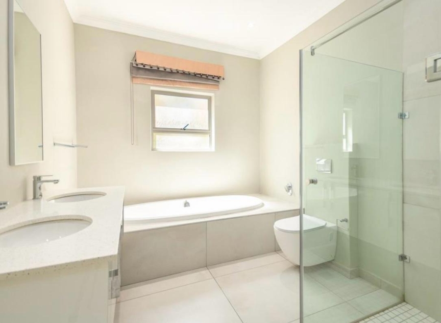 5 Bedroom Property for Sale in Sunset Beach Western Cape